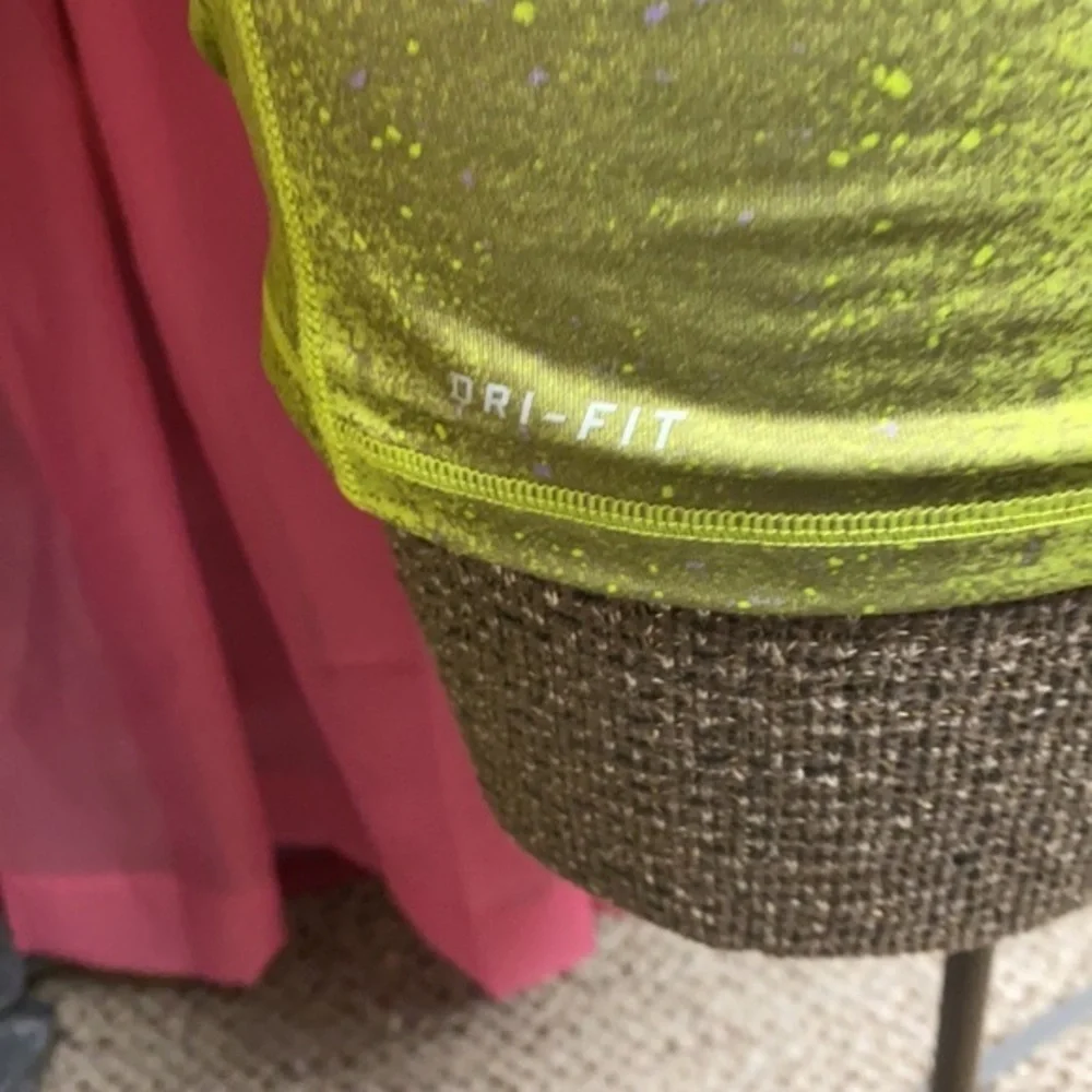 Women’s‎ Nike